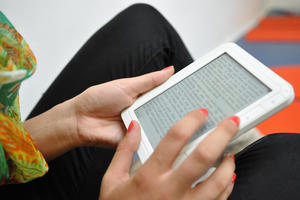 Kinder und Jugendliche nutzen kostenlos digitale Medien